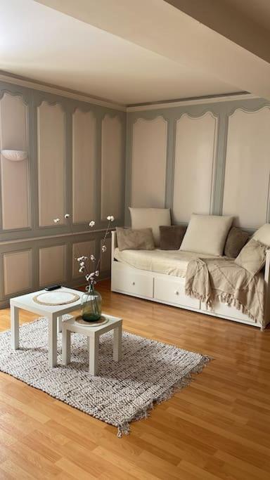 Ferienwohnung « Au Coeur De Dole » Exterior foto